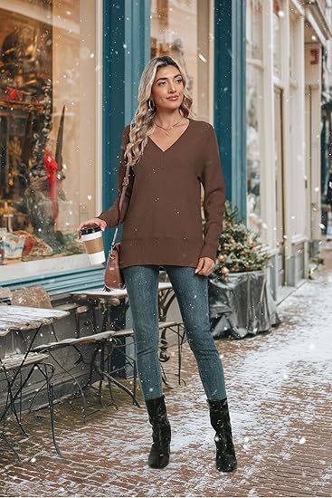 Women's V-neck pullover sweater